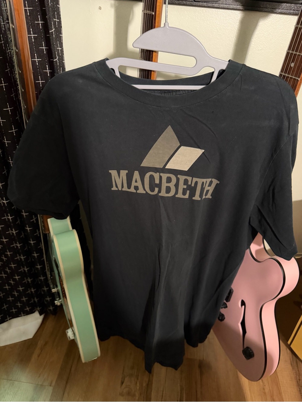 Macbeth Footwear Shirt Vintage
